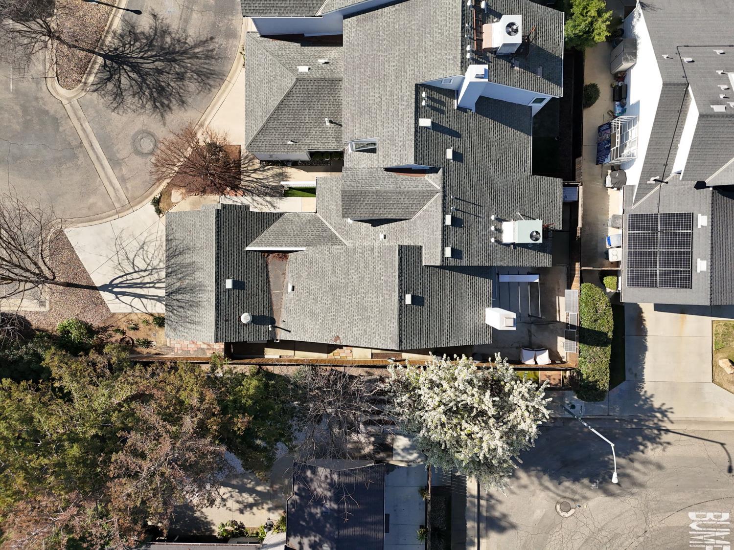 7572 N Millbrook Ave, Fresno, CA 93720