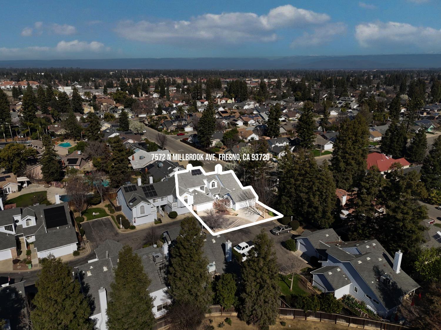 7572 N Millbrook Ave, Fresno, CA 93720