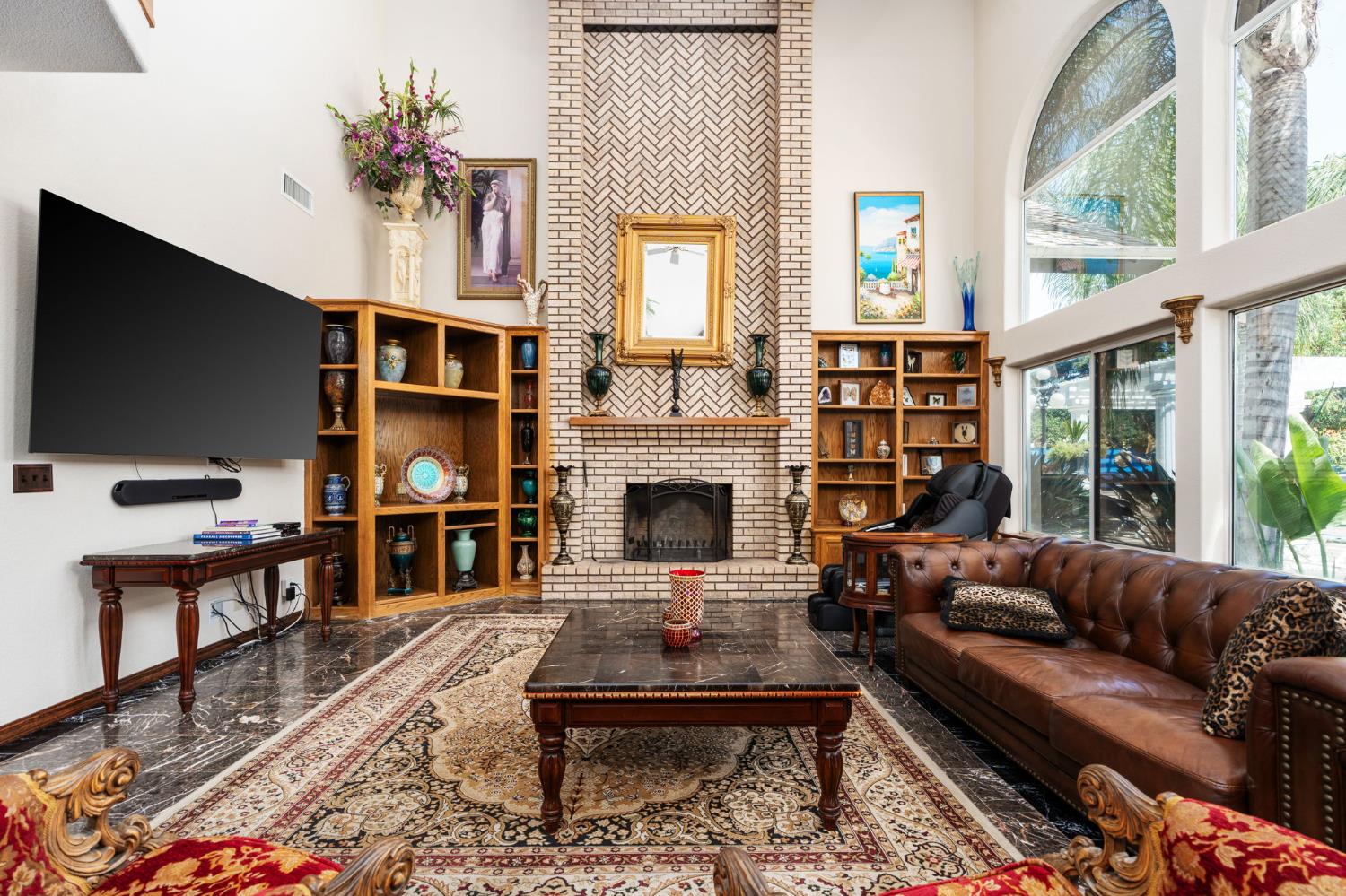 7207 E Bremer Ave, Fresno, CA 93737