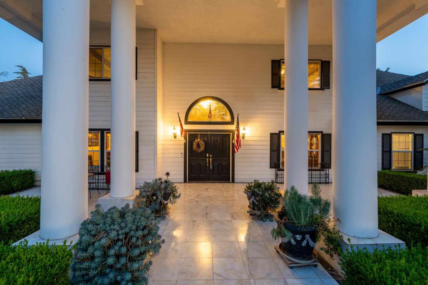 7207 E Bremer Ave, Fresno, CA 93737