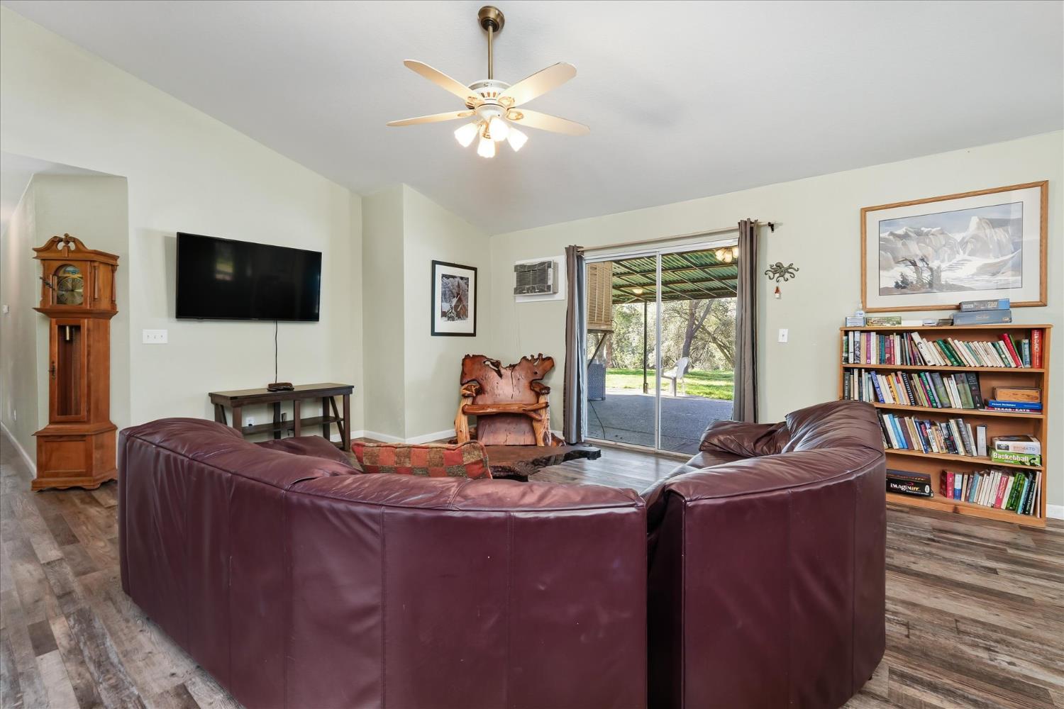 42406 Windy Gap Dr, Ahwahnee, CA 93601