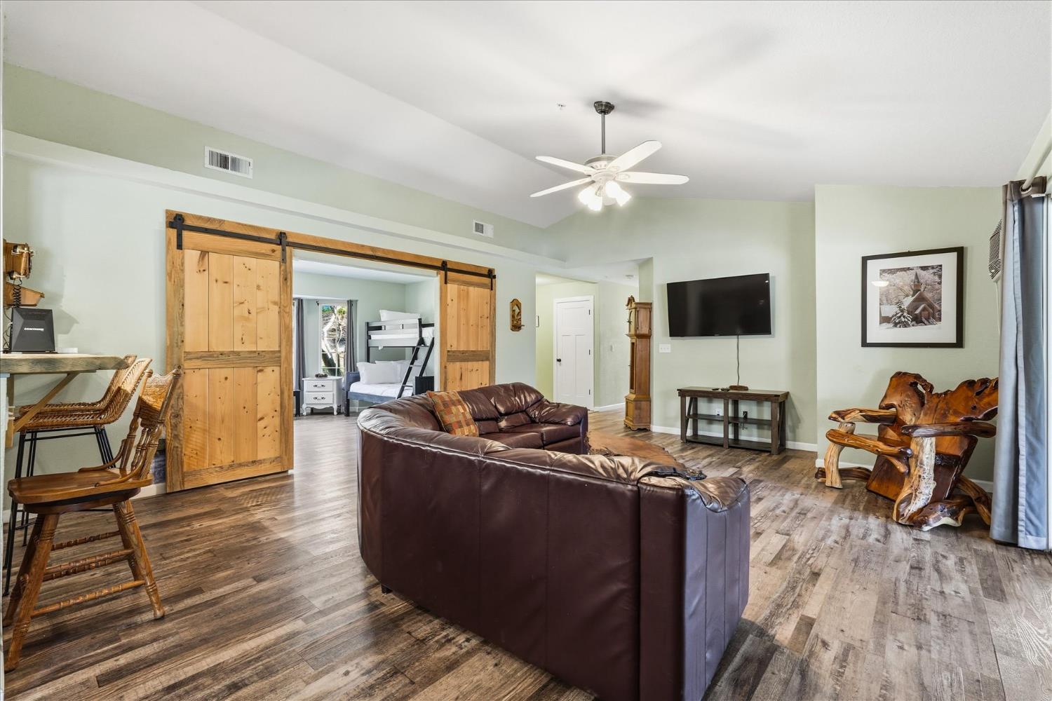 42406 Windy Gap Dr, Ahwahnee, CA 93601