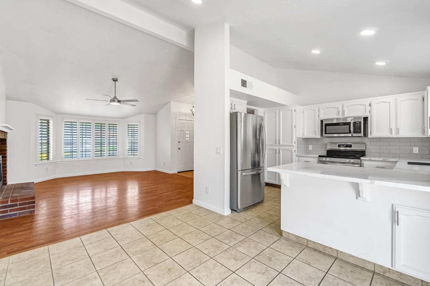 6459 N Hanover Ave, Fresno, CA 93722