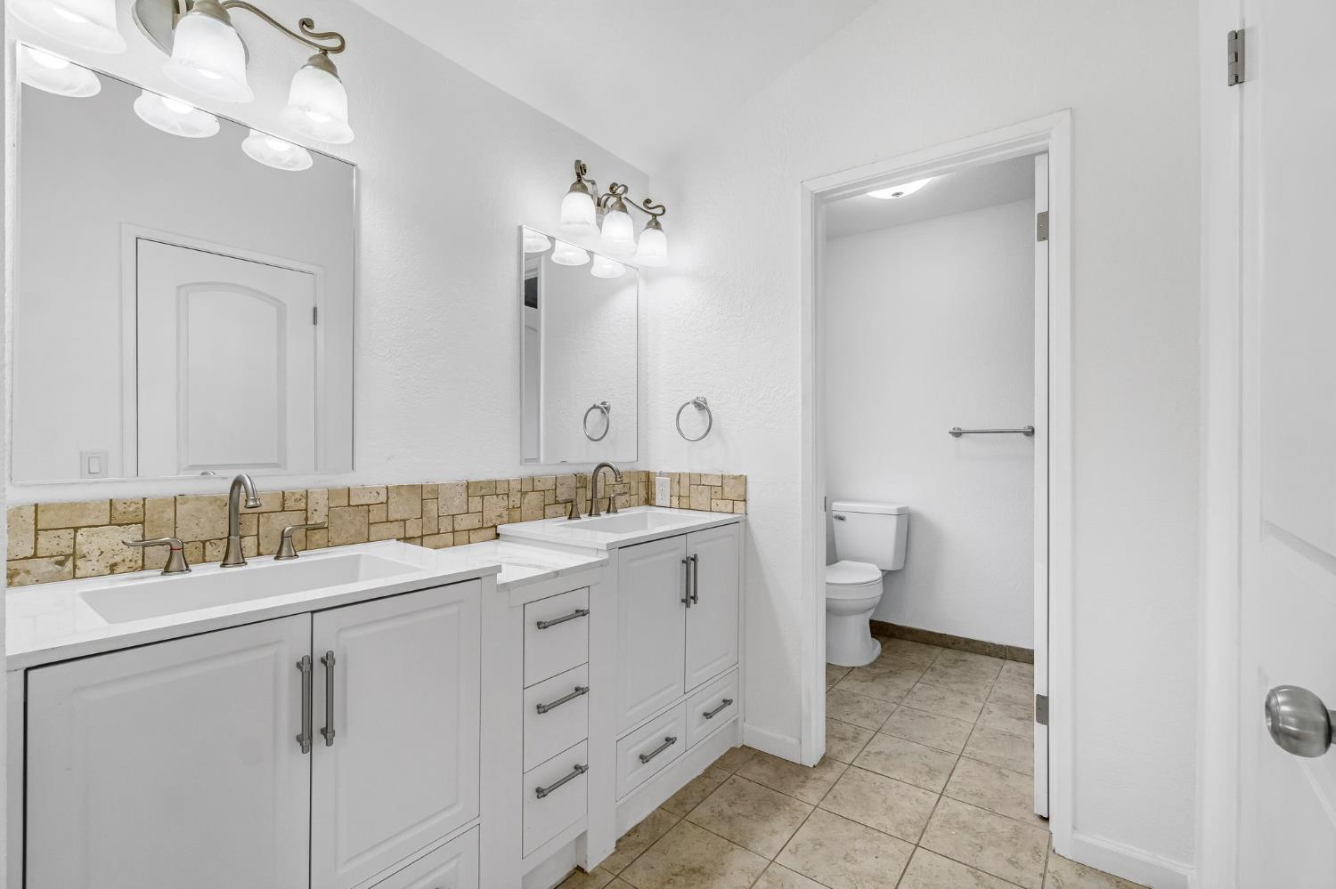 6459 N Hanover Ave, Fresno, CA 93722