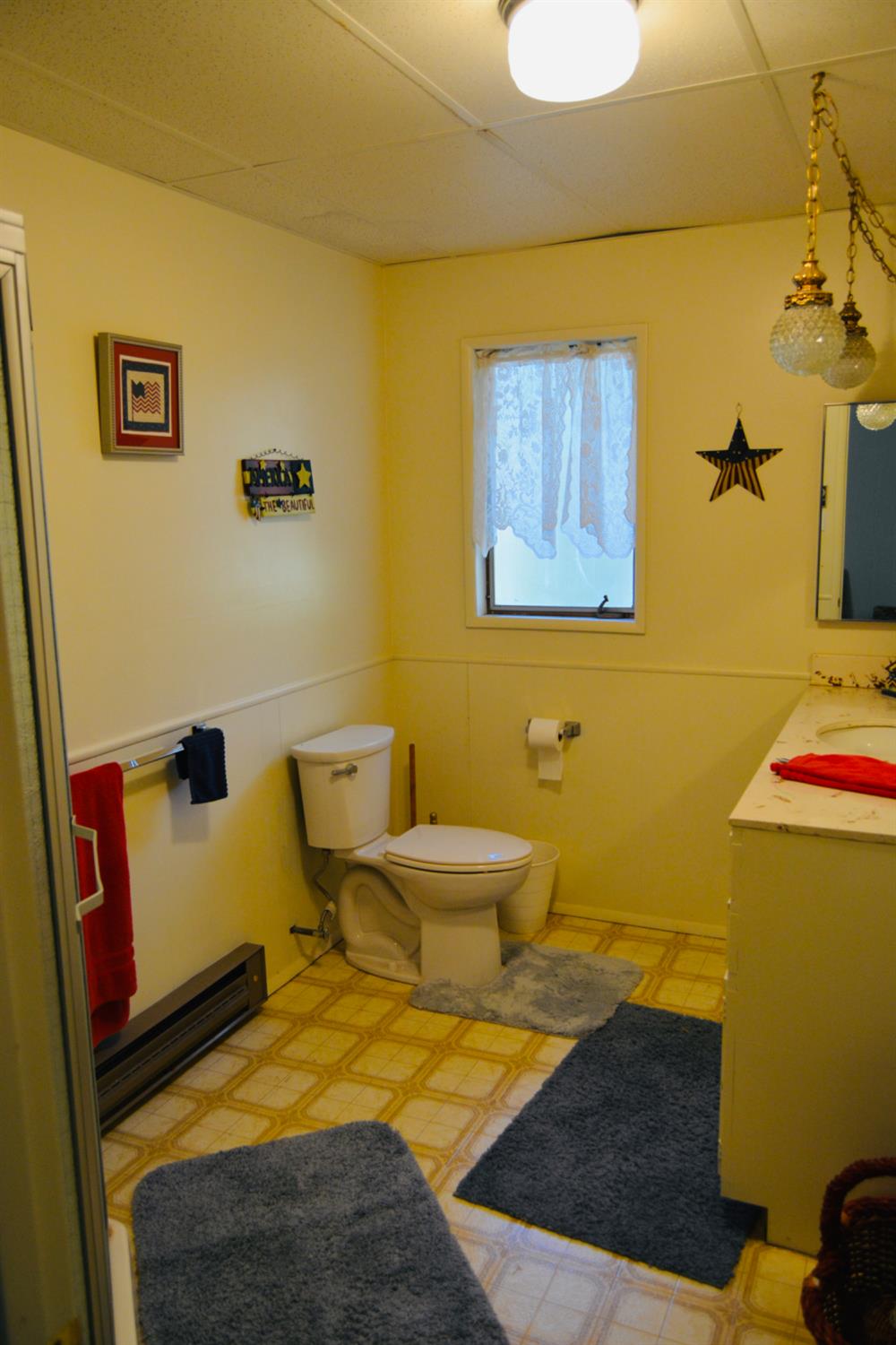 39580 Saunders, Bass Lake, CA 93604