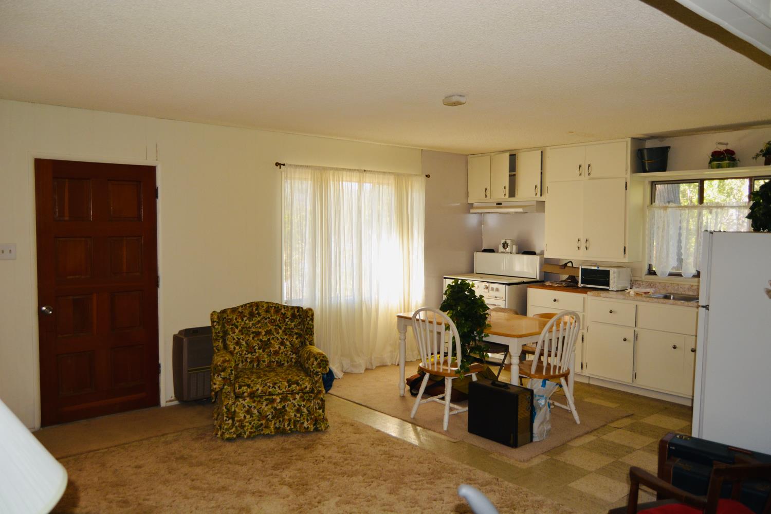 39580 Saunders, Bass Lake, CA 93604