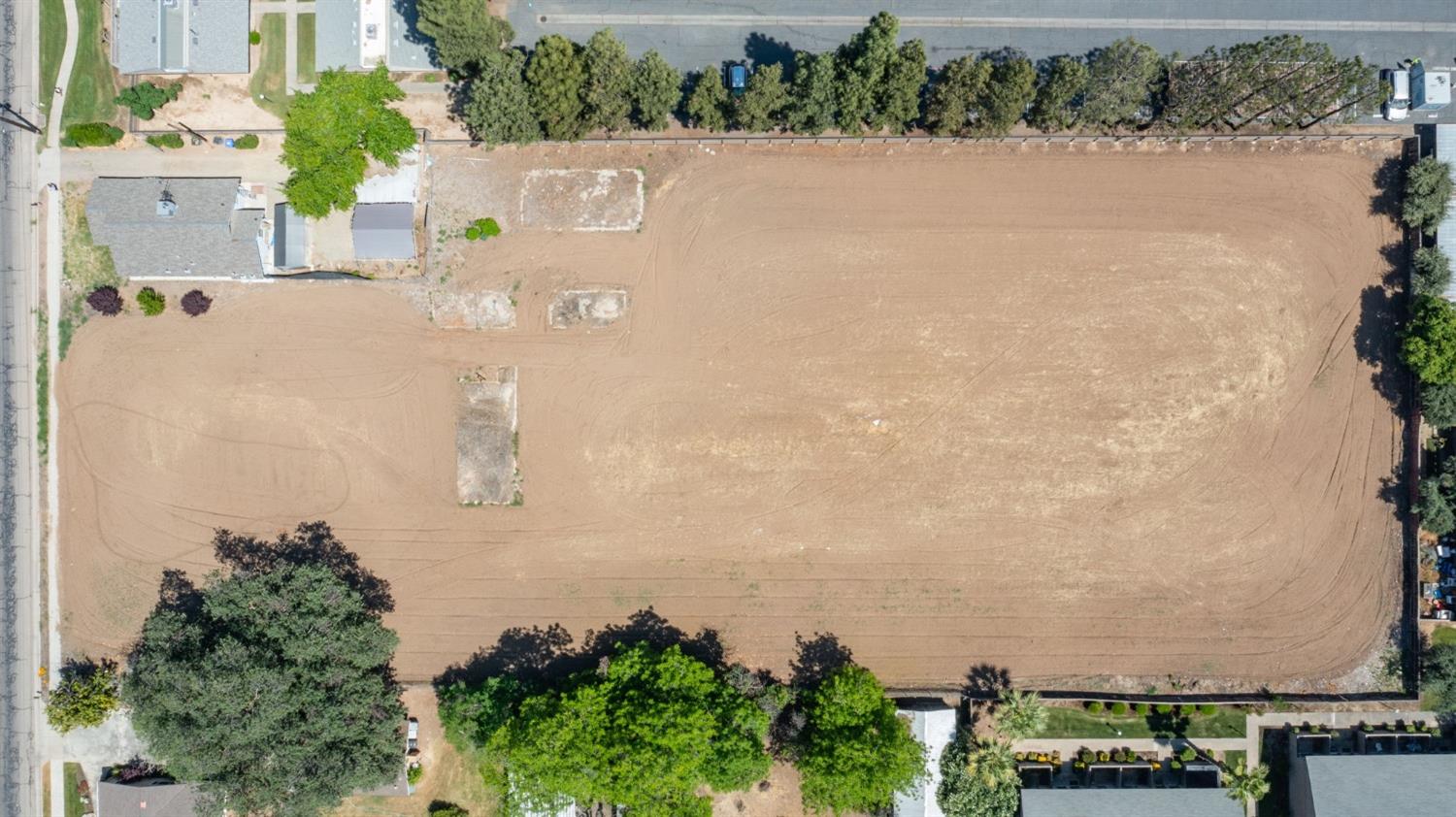 5458 E Tulare St, Fresno, CA 93727