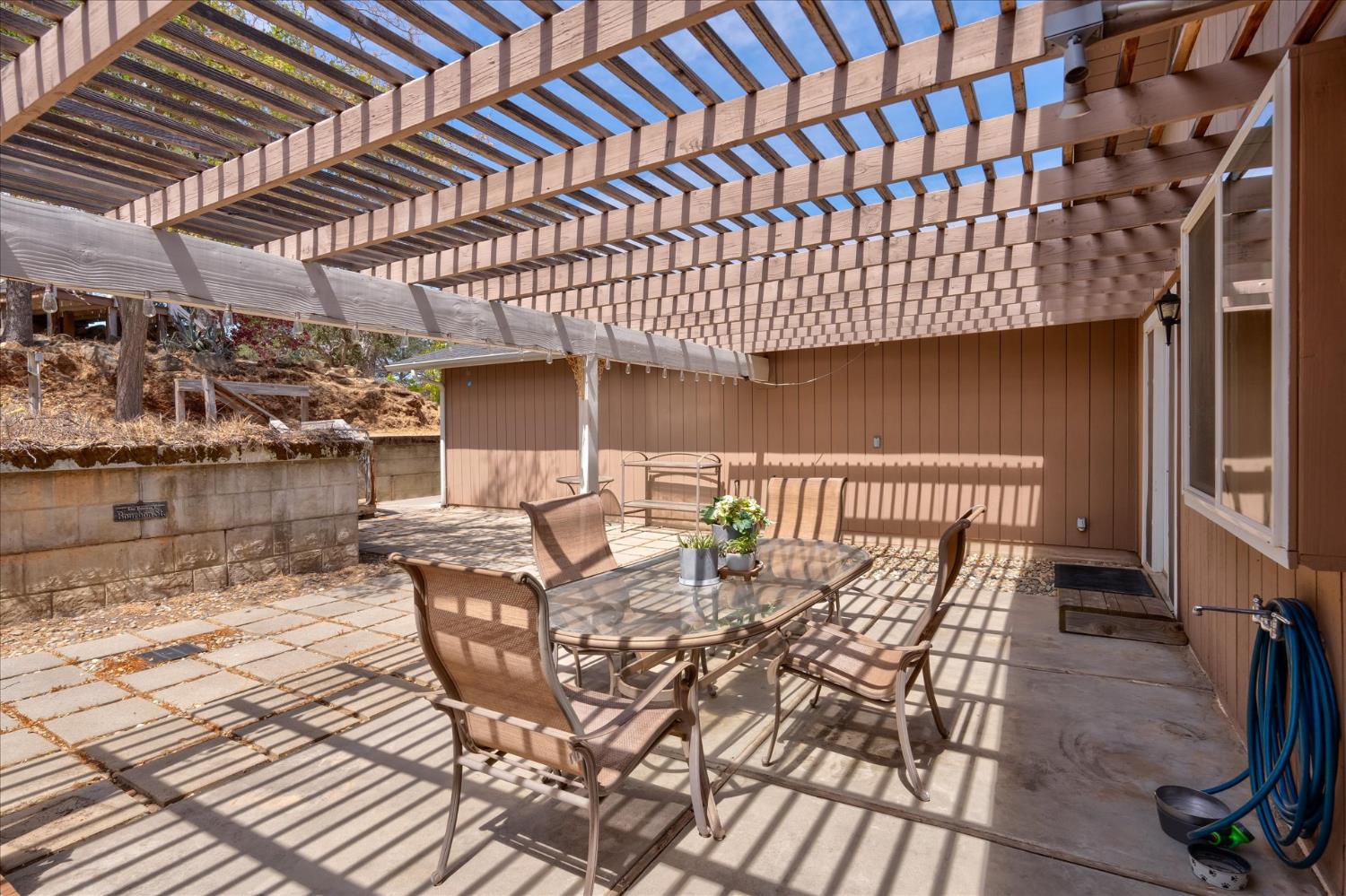 29280 Glacier Dr, Coarsegold, CA 93614