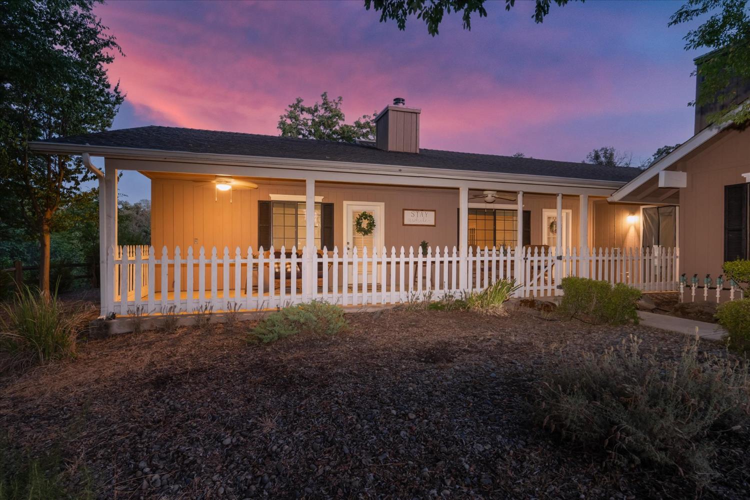 29280 Glacier Dr, Coarsegold, CA 93614