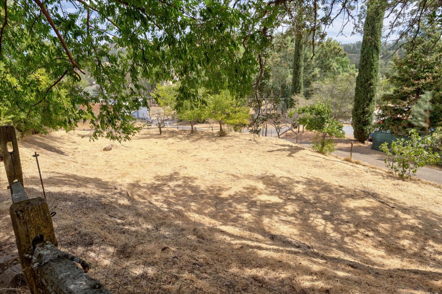 29280 Glacier Dr, Coarsegold, CA 93614