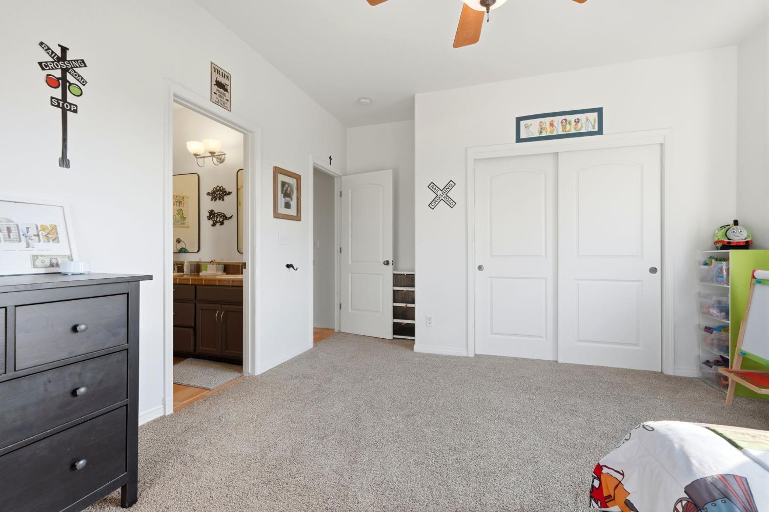 31356 Blair Rd, Exeter, CA 93221