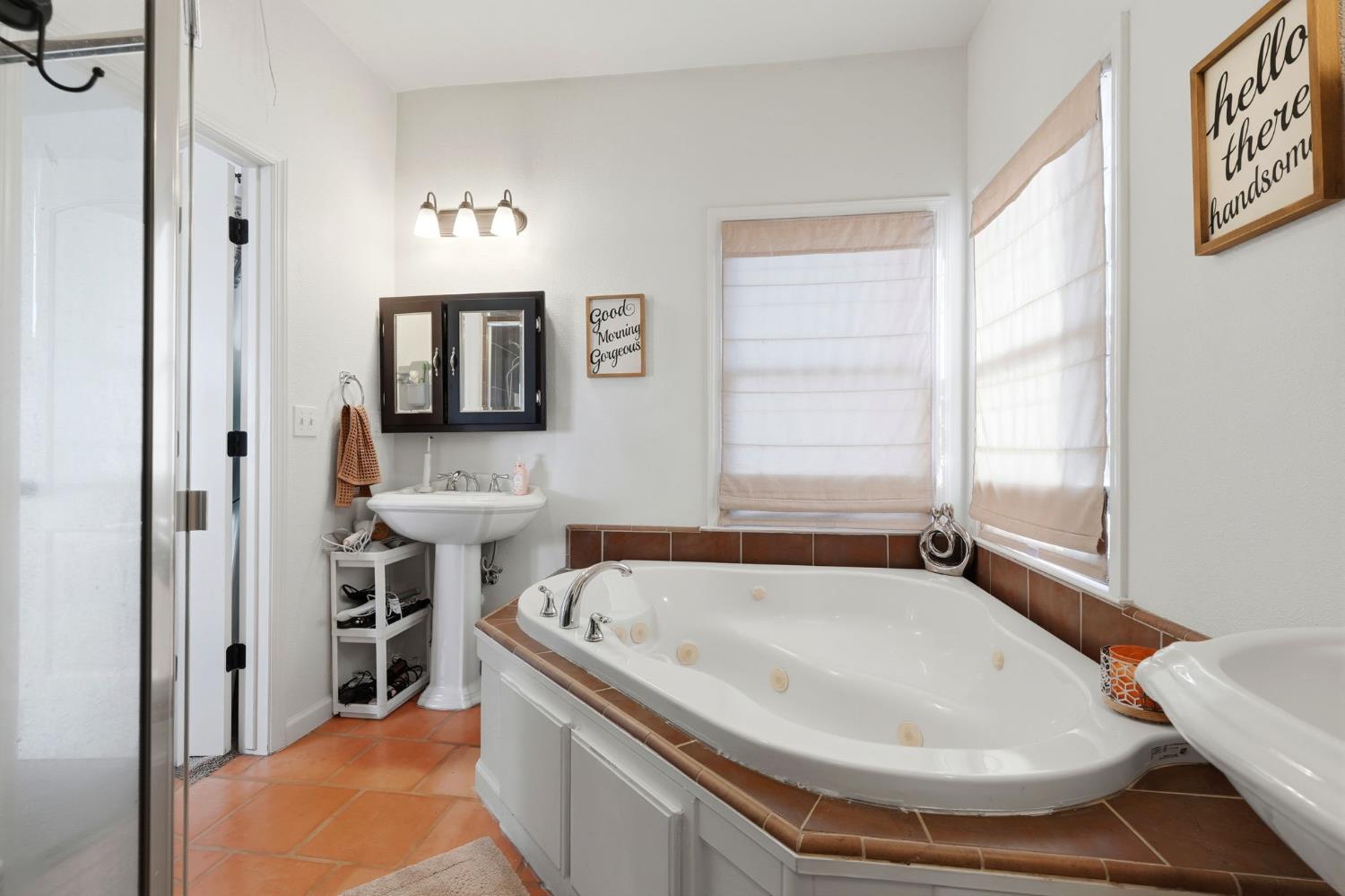 31356 Blair Rd, Exeter, CA 93221