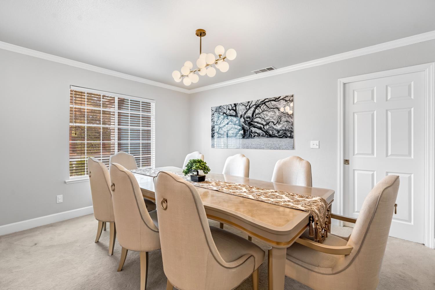 2411 E Salem Ave, Fresno, CA 93720