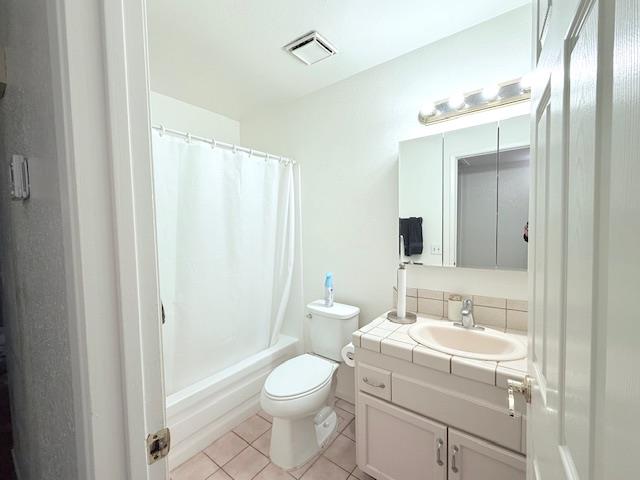 284 W Lexington Ave, Fresno, CA 93711