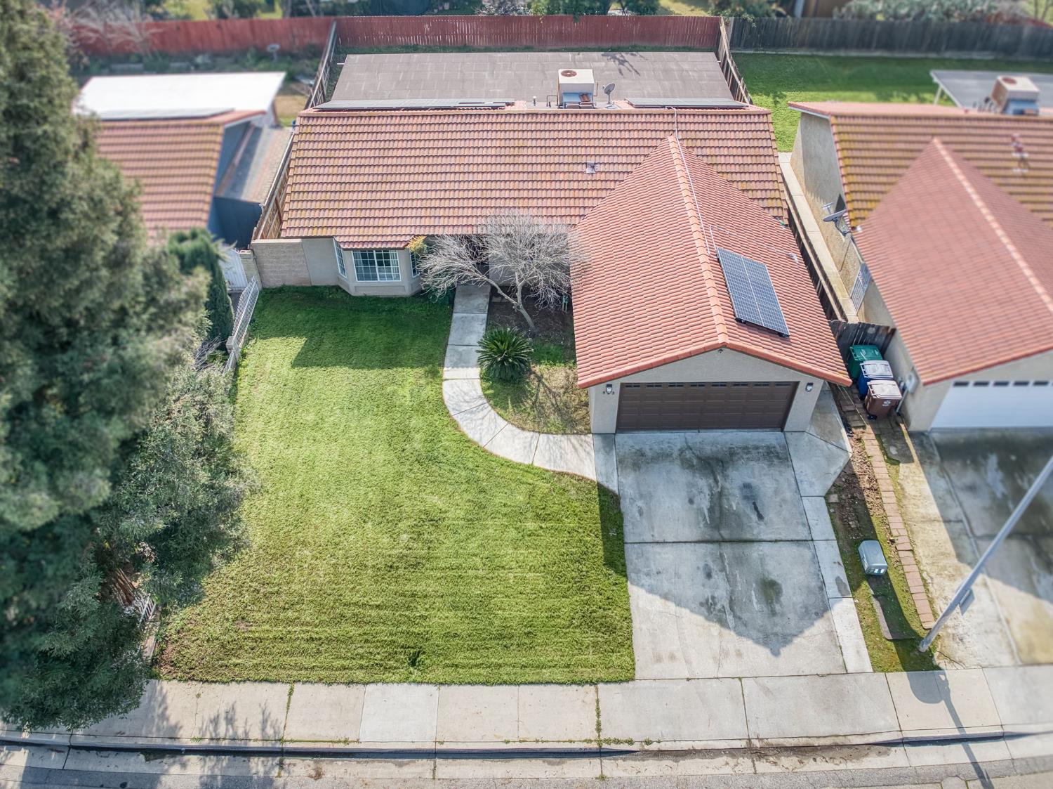 983 Church Ave, Sanger, CA 93657