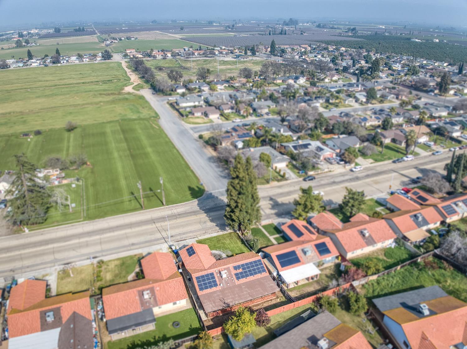 983 Church Ave, Sanger, CA 93657