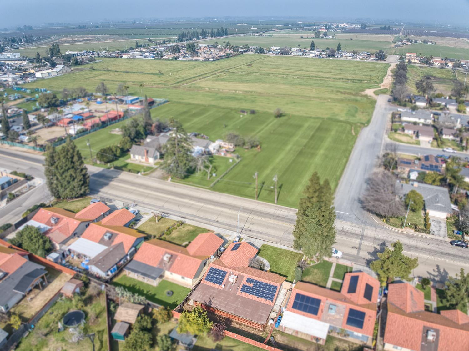 983 Church Ave, Sanger, CA 93657