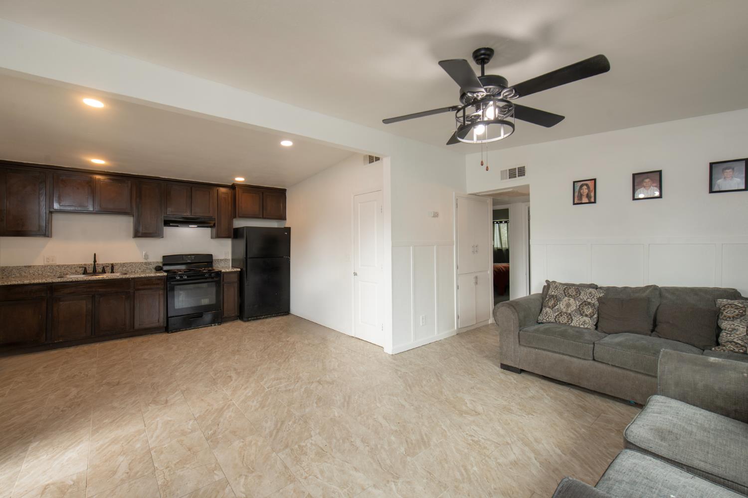 248 W Eden Ave, Fresno, CA 93706