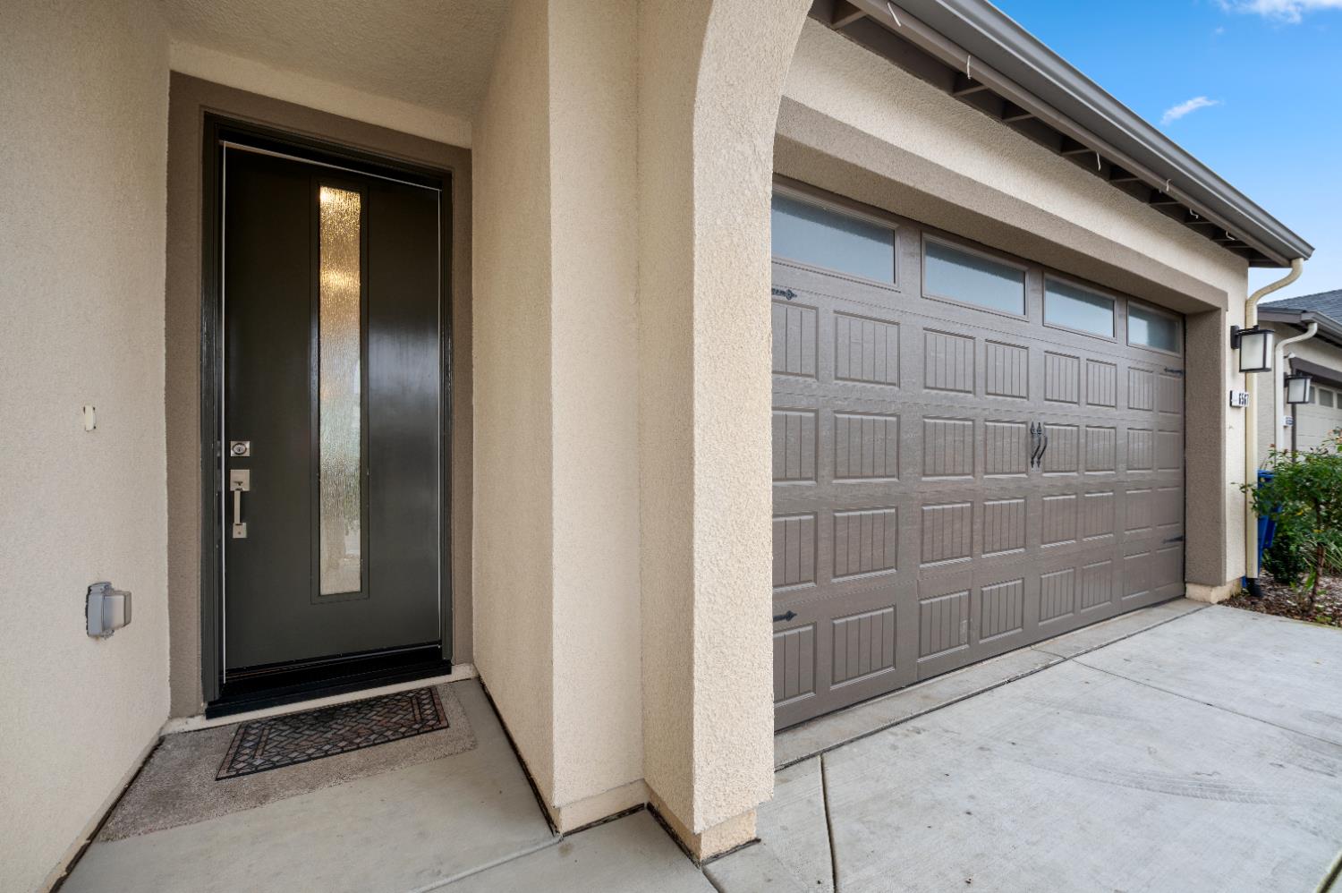 6567 E Pine Ave, Fresno, CA 93727