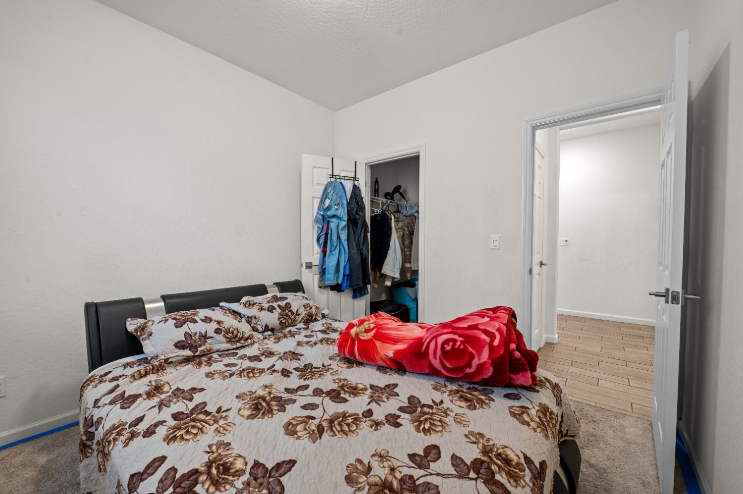 6567 E Pine Ave, Fresno, CA 93727