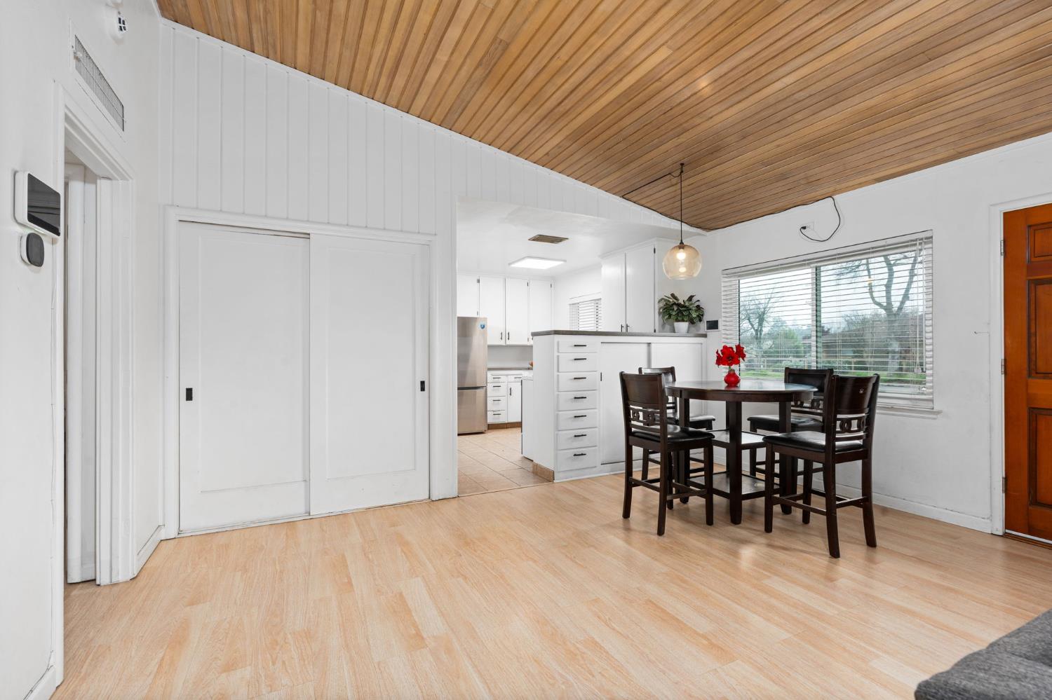 1114 W Princeton Ave, Fresno, CA 93705