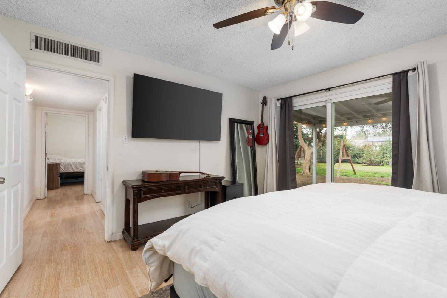 1114 W Princeton Ave, Fresno, CA 93705