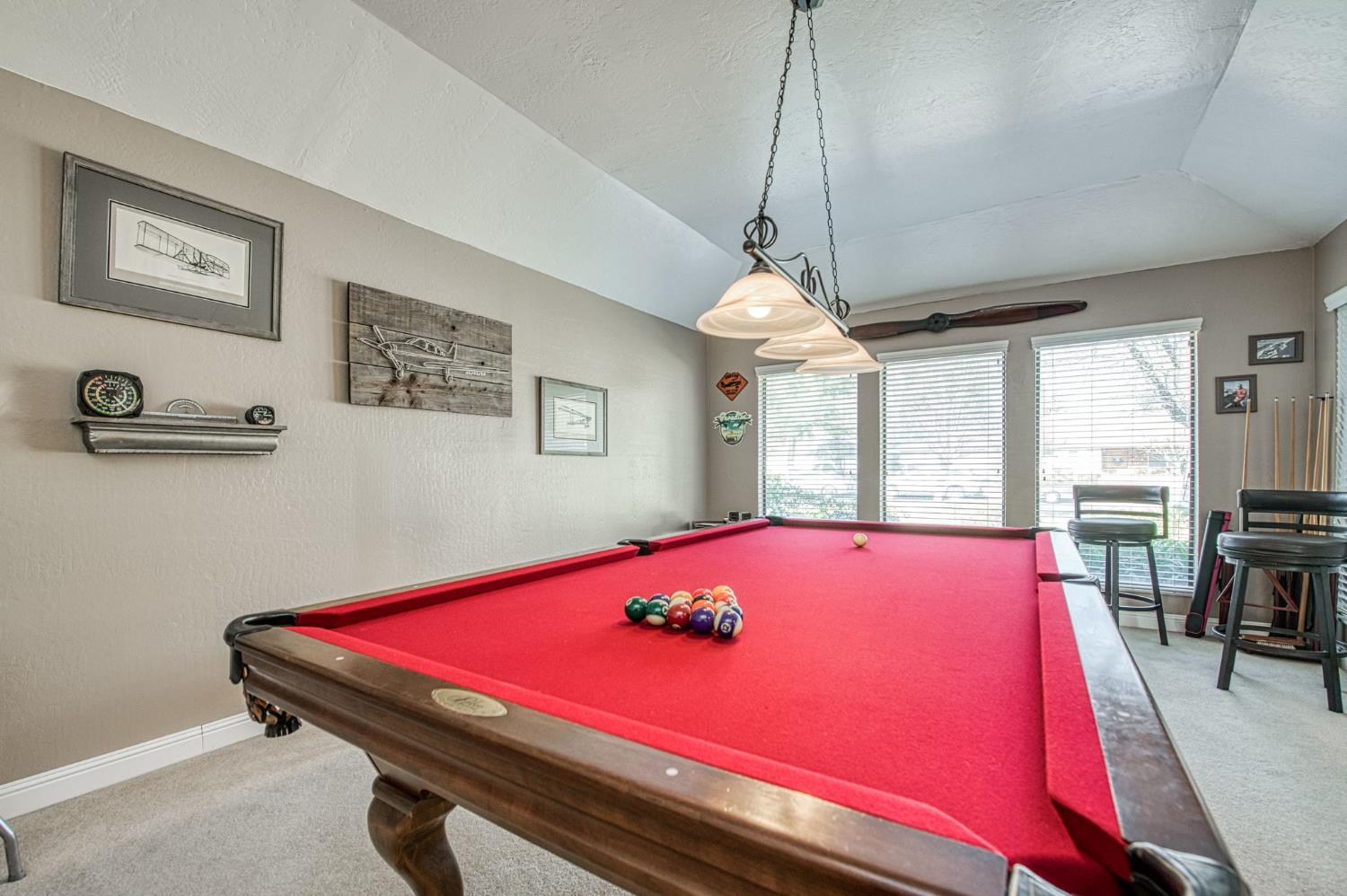 1557 W Warner Ave, Fresno, CA 93711