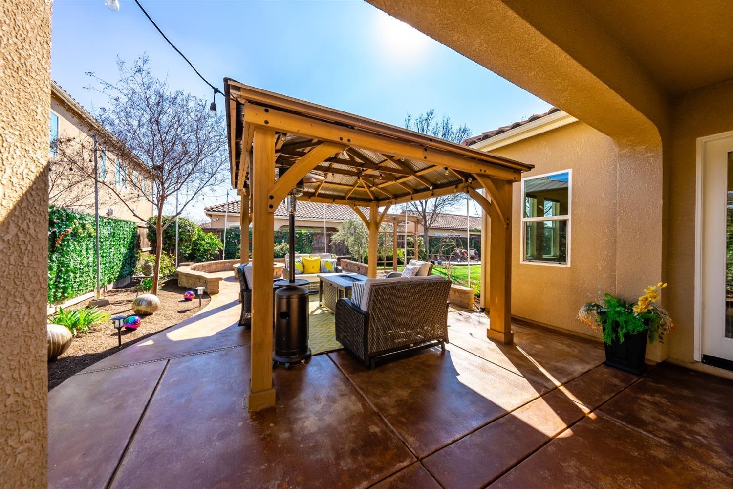 2845 E Goshen, Fresno, CA 93720