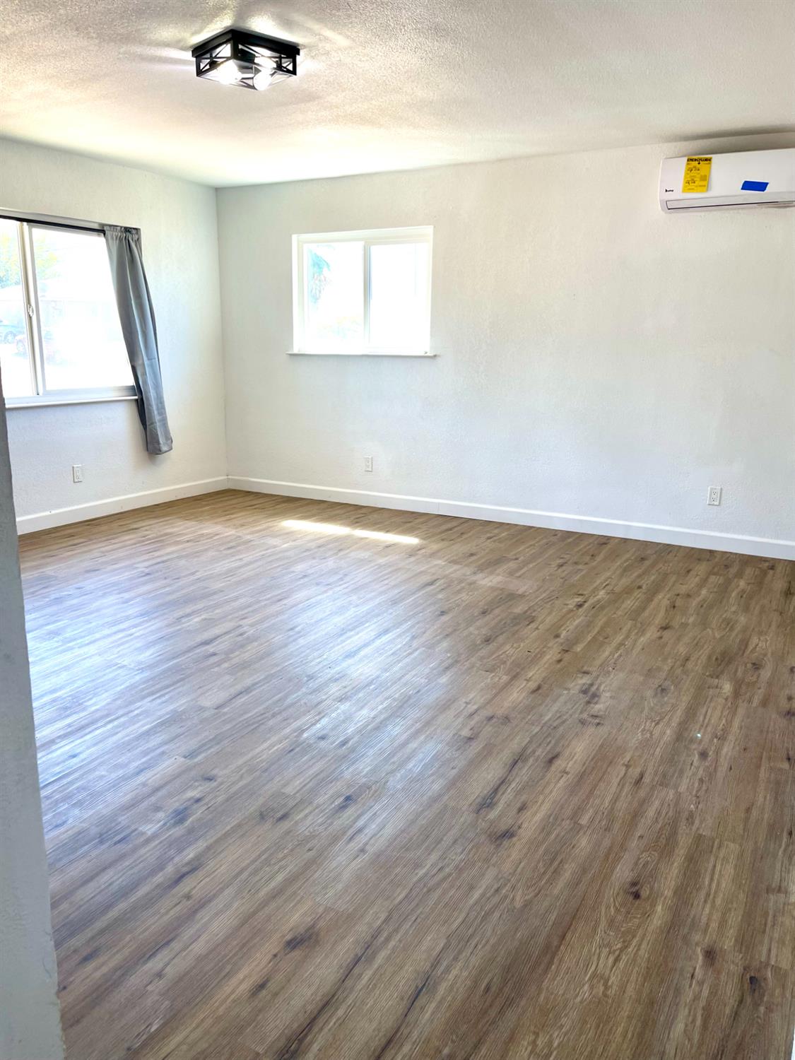 6617 california, Winton, CA 95388