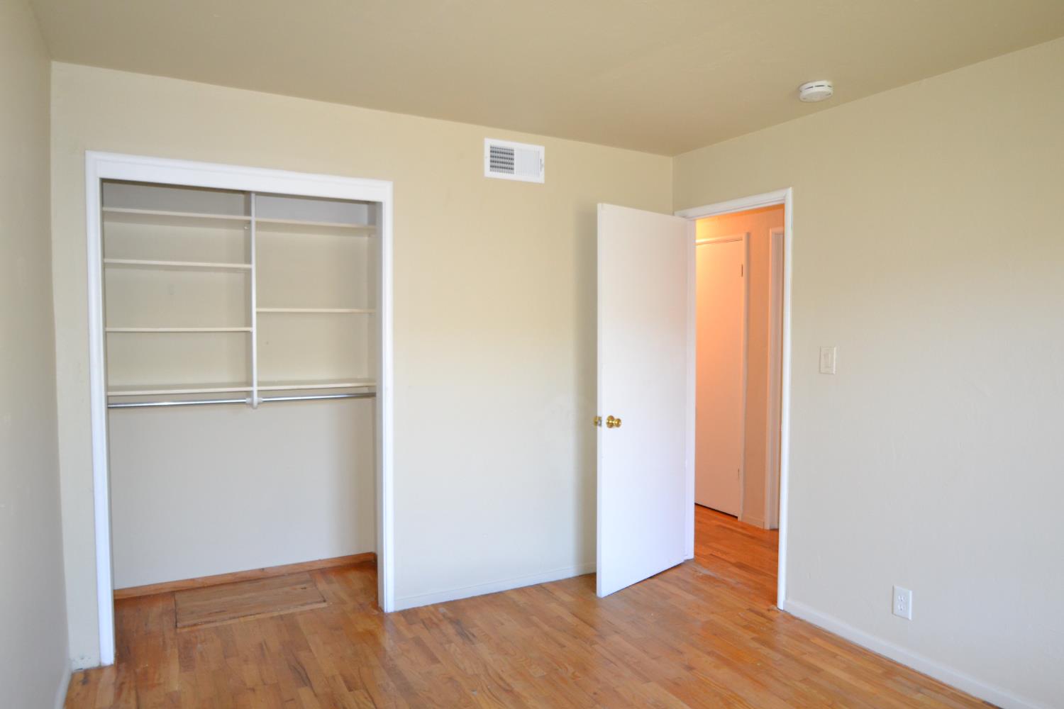 3715 E Garland Ave, Fresno, CA 93726