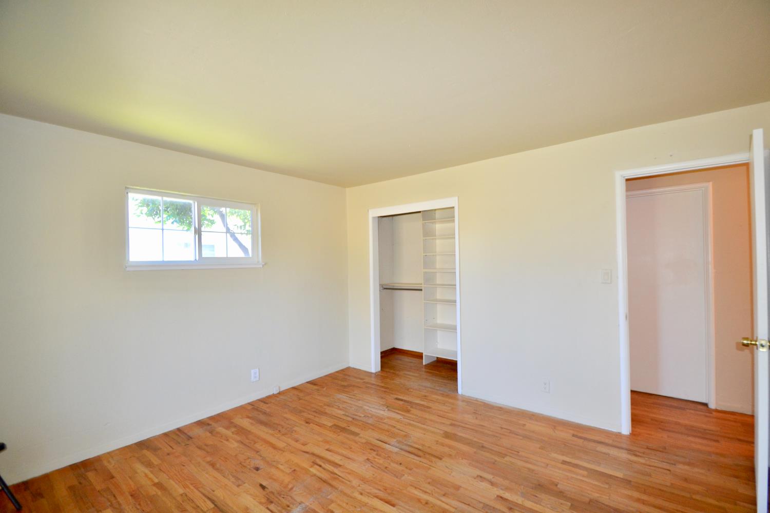 3715 E Garland Ave, Fresno, CA 93726