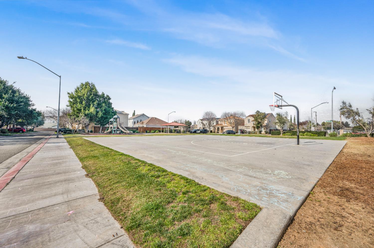 4626 W Javier Way, Fresno, CA 93722