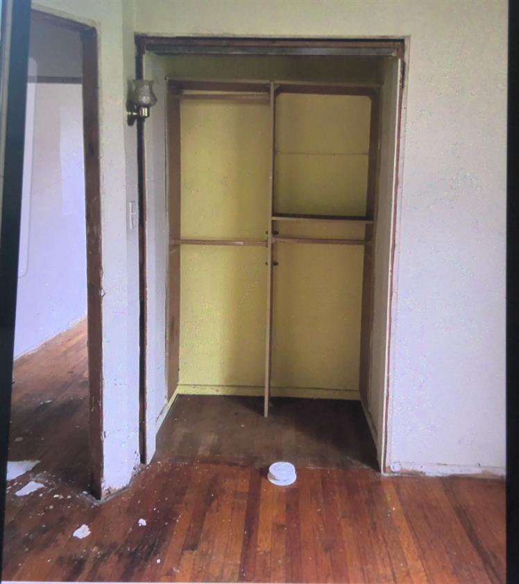 2003 E Buckingham Way, Fresno, CA 93726