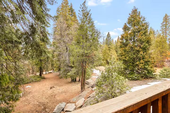 40830 Village Pass Ln #22, Shaver Lake, CA 93664