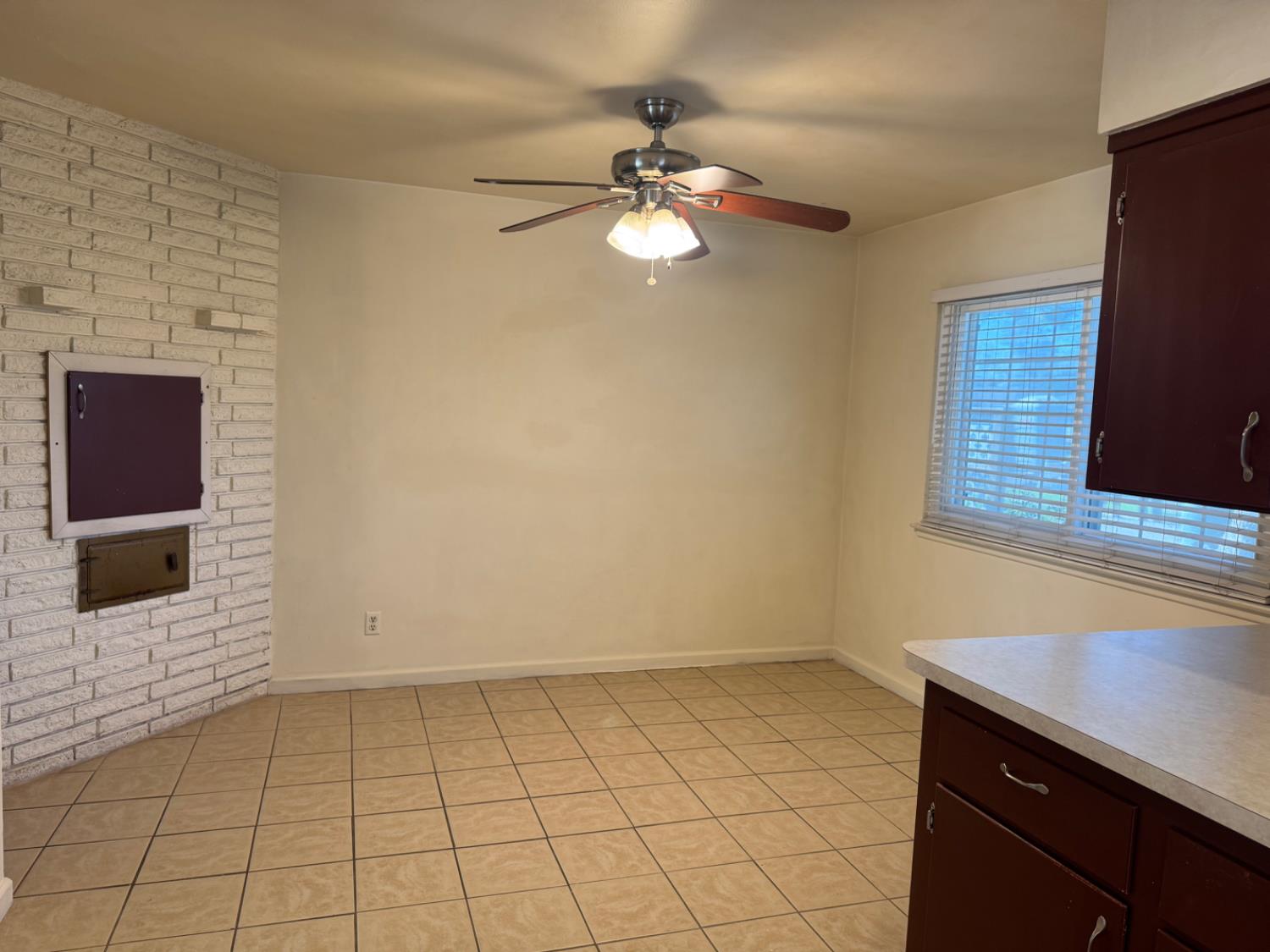 4656 N 5Th St, Fresno, CA 93726