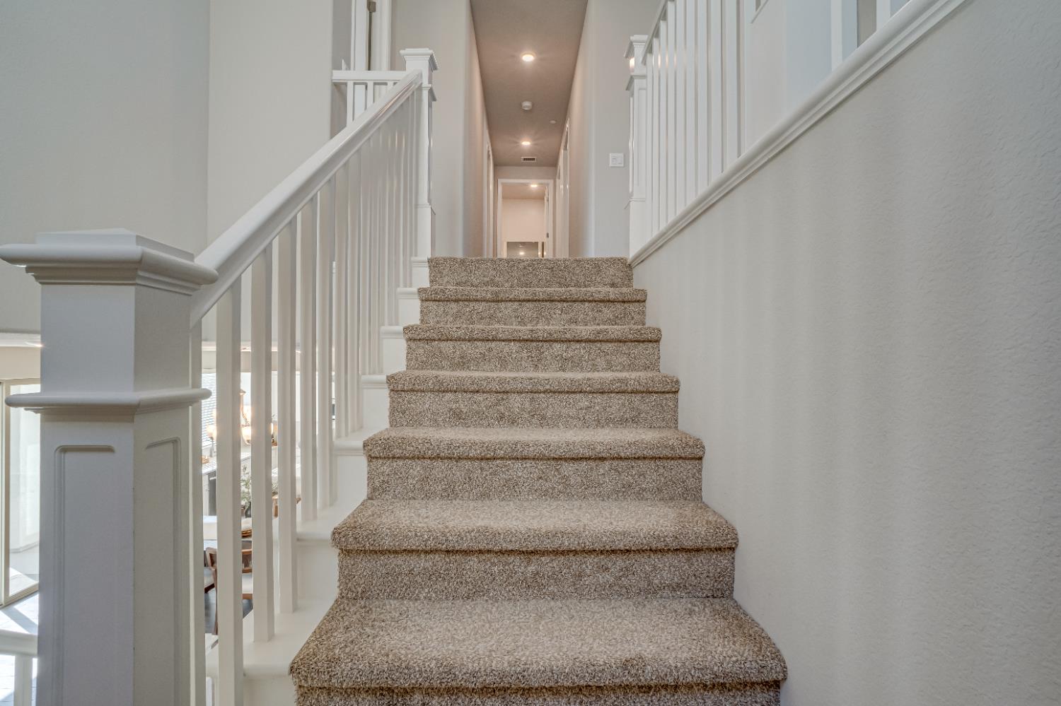 2944 Vermont Ave, Clovis, CA 93619