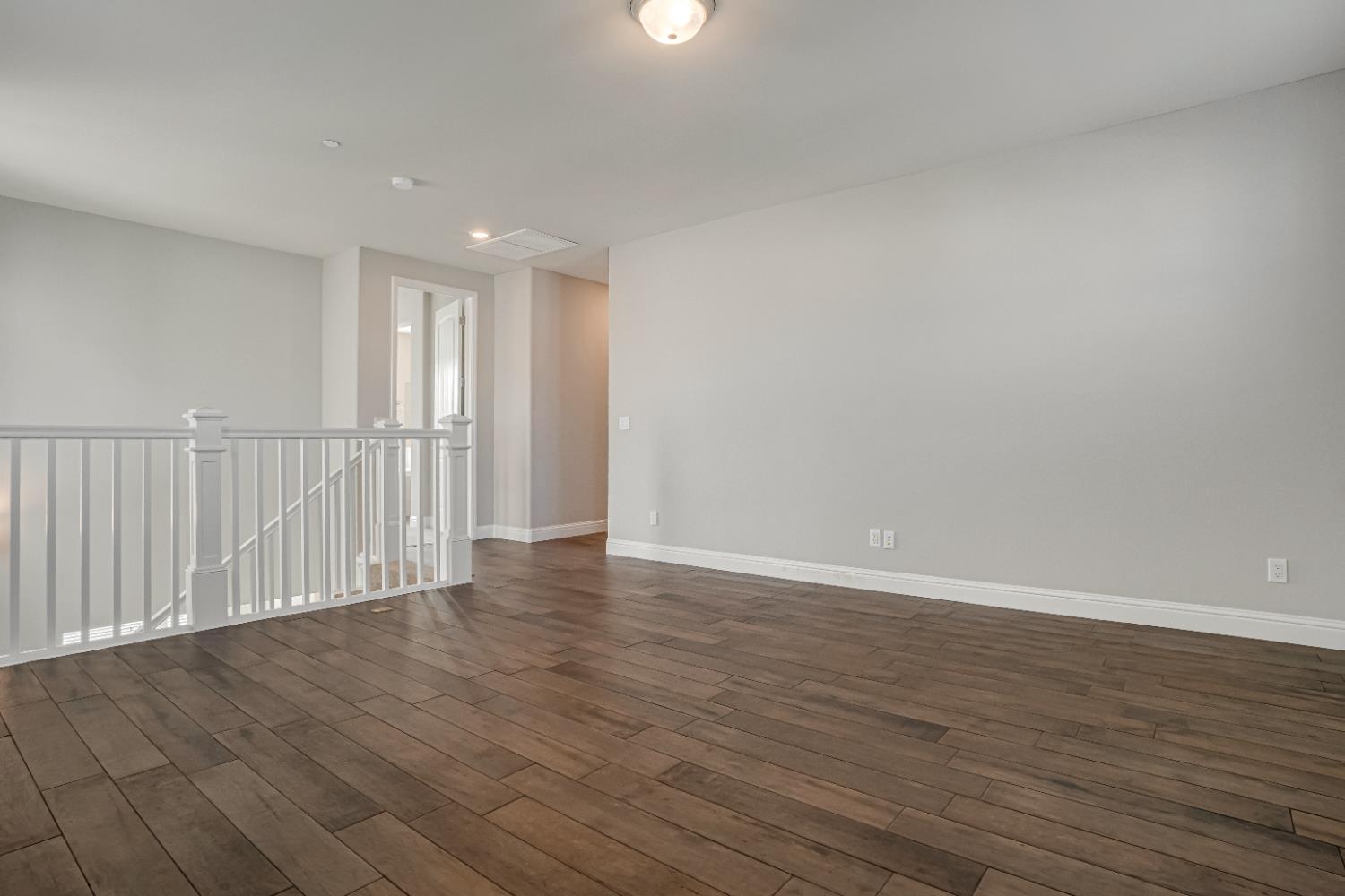 2944 Vermont Ave, Clovis, CA 93619