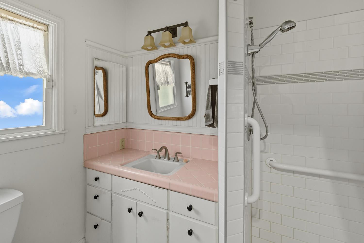 14192 E Kamm, Kingsburg, CA 93631