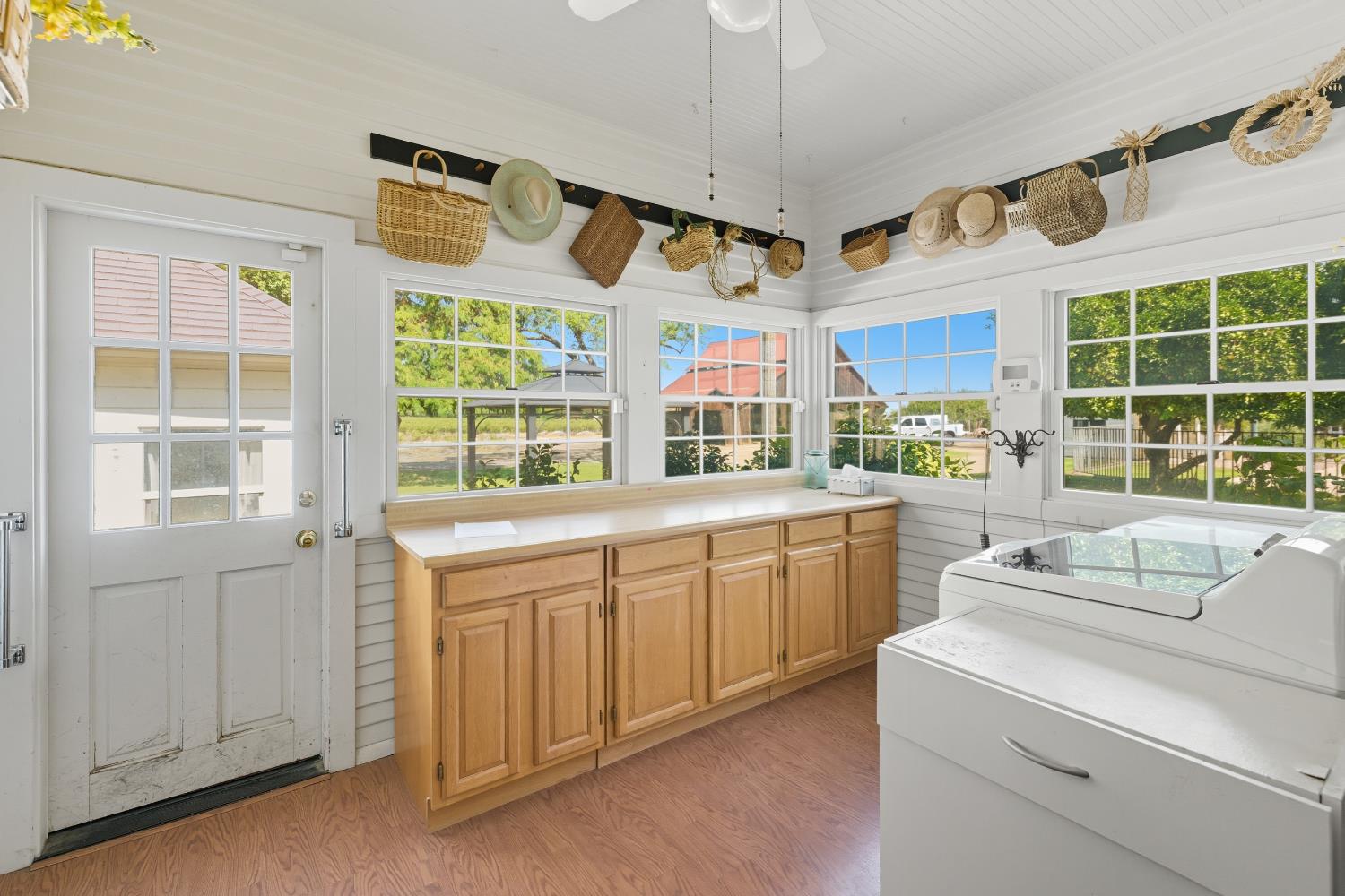 14192 E Kamm, Kingsburg, CA 93631