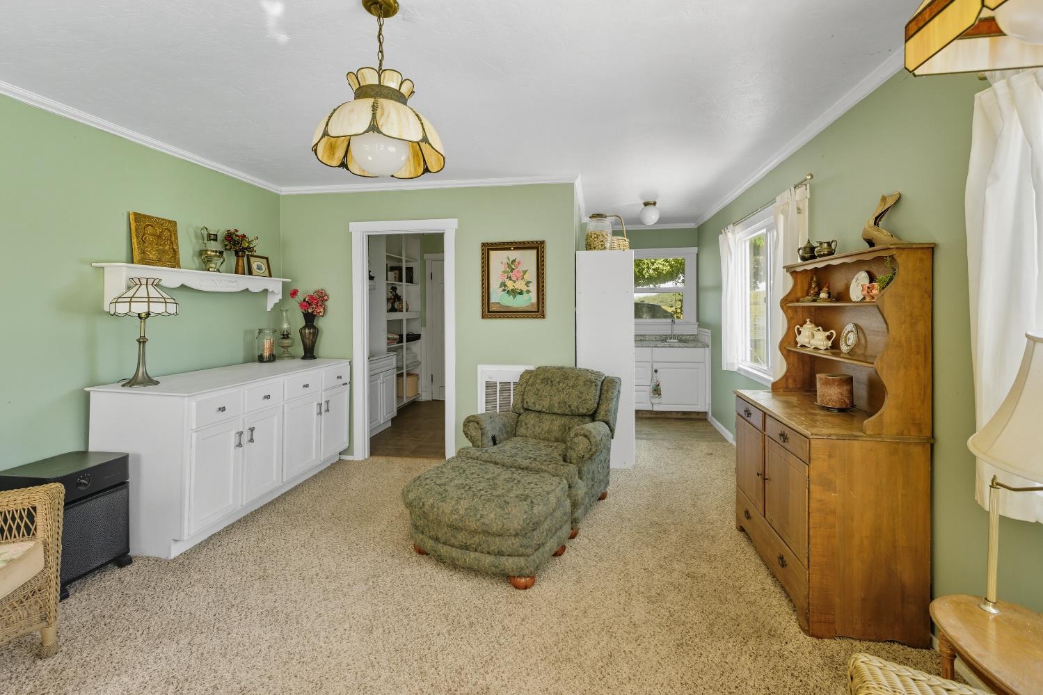 14192 E Kamm, Kingsburg, CA 93631