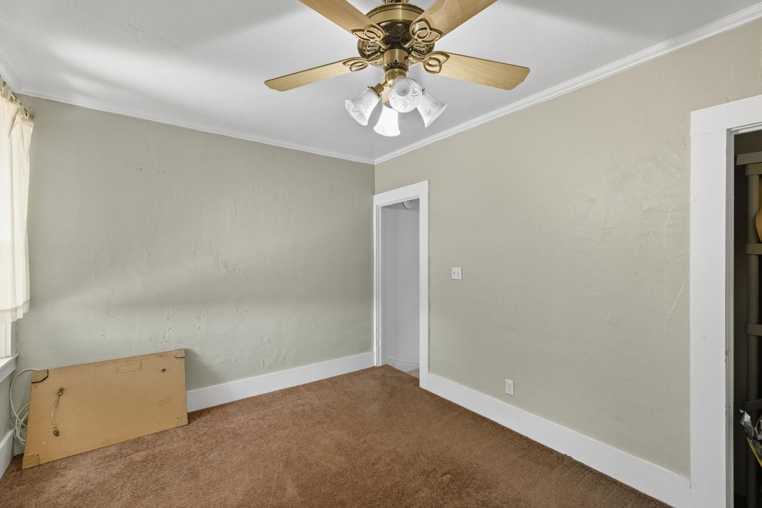 14192 E Kamm, Kingsburg, CA 93631