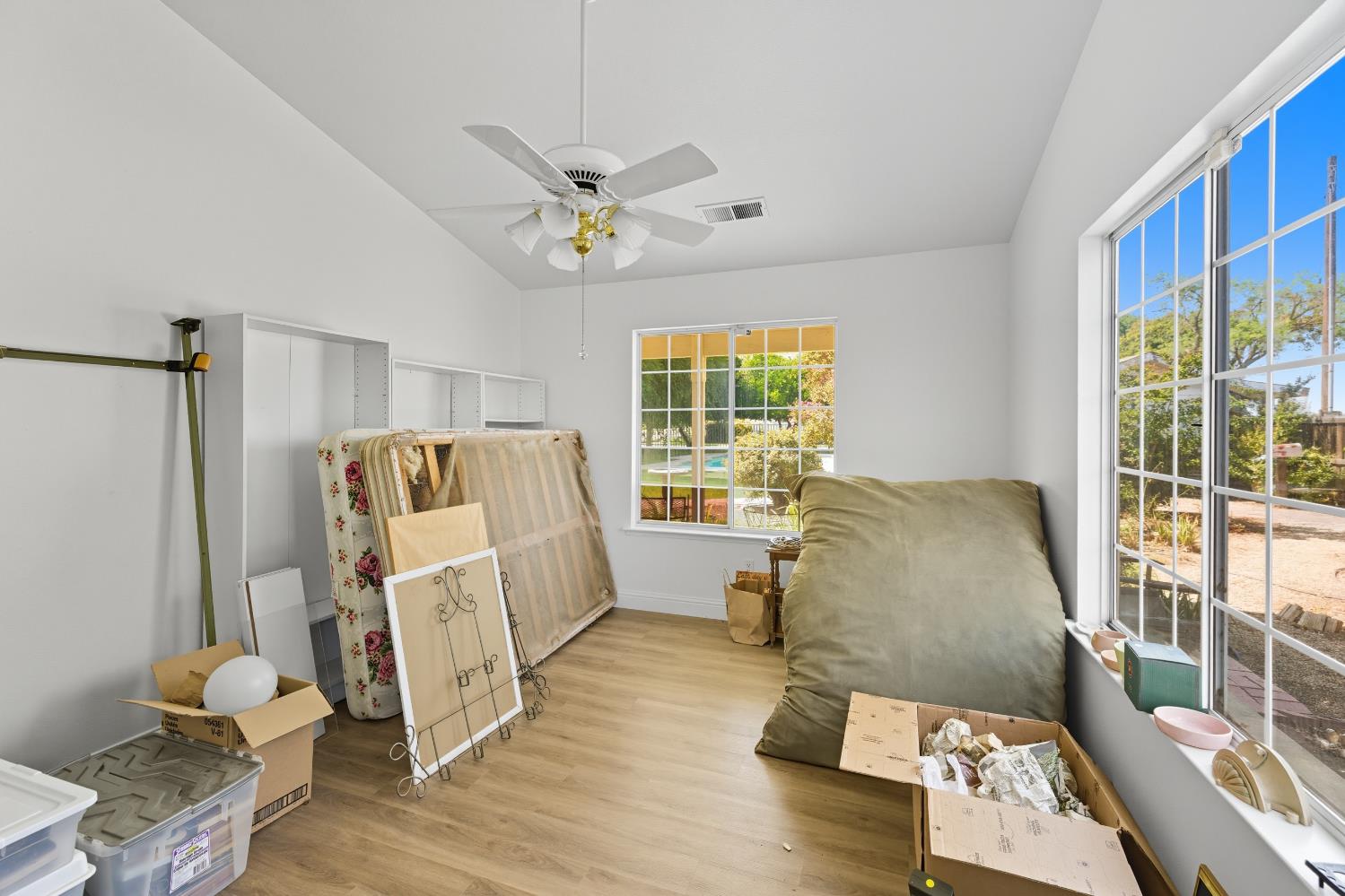 14192 E Kamm, Kingsburg, CA 93631