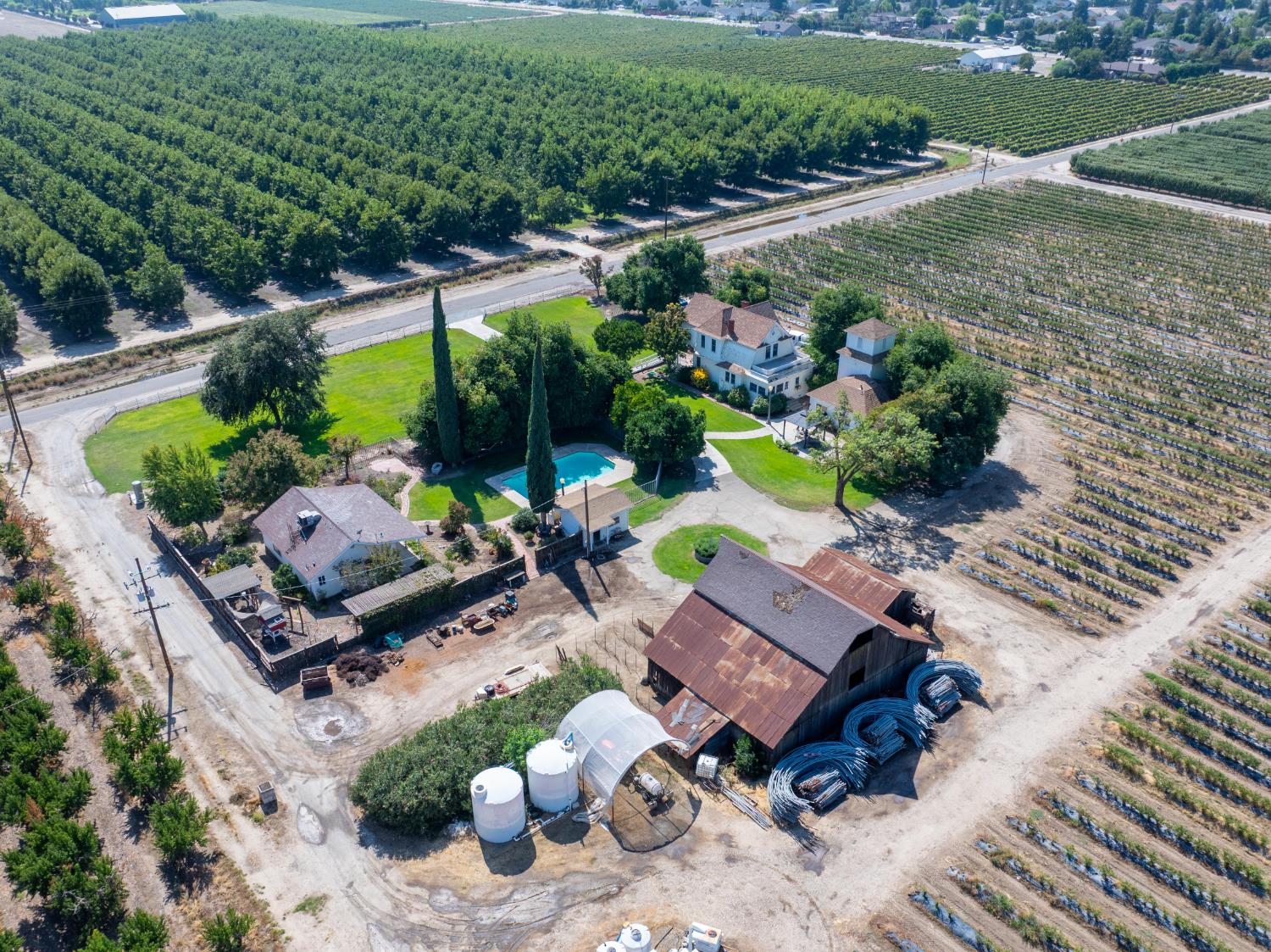 14192 E Kamm, Kingsburg, CA 93631