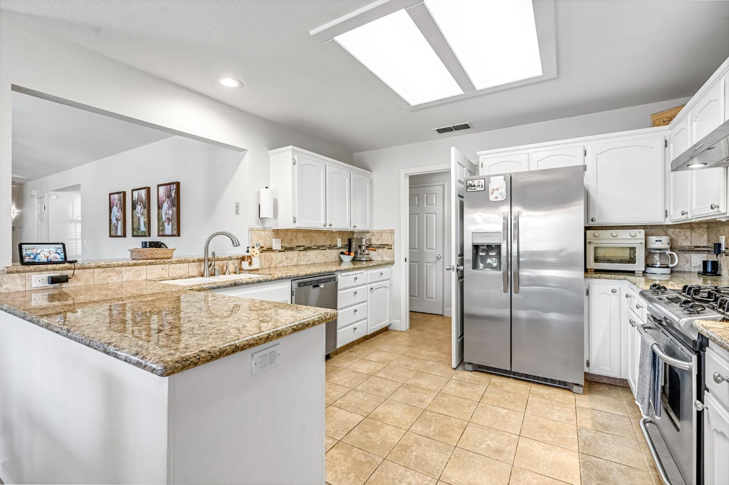 30535 Titan Dr, Coarsegold, CA 93614