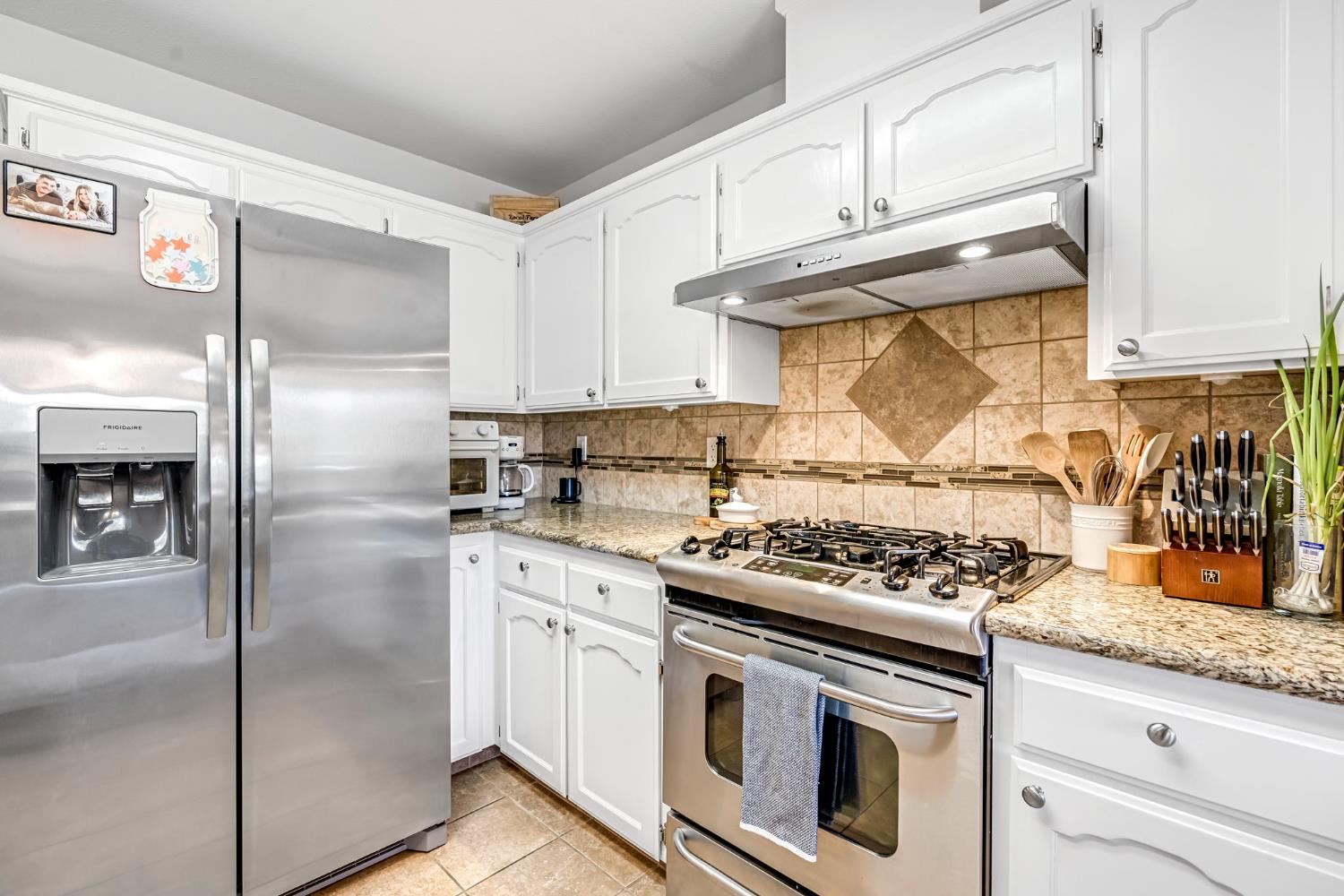 30535 Titan Dr, Coarsegold, CA 93614