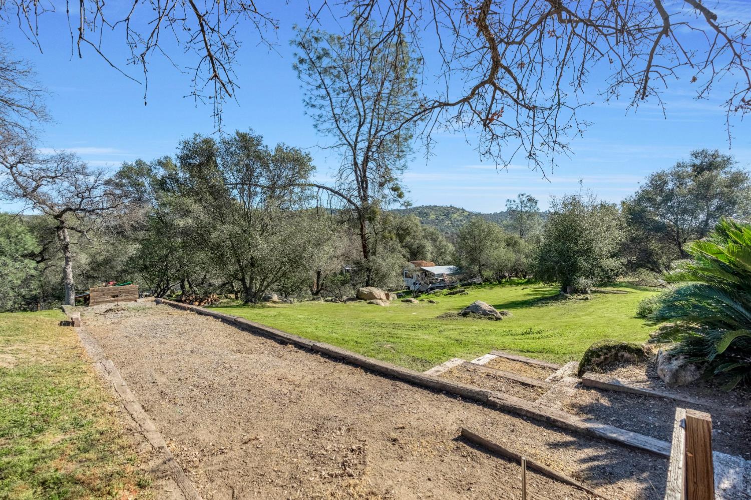 30535 Titan Dr, Coarsegold, CA 93614