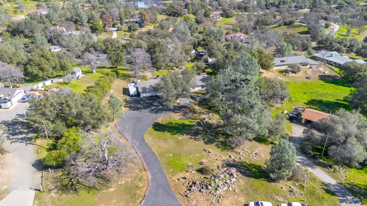 30535 Titan Dr, Coarsegold, CA 93614