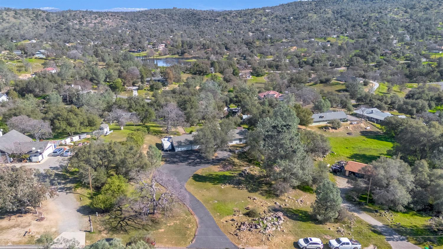 30535 Titan Dr, Coarsegold, CA 93614