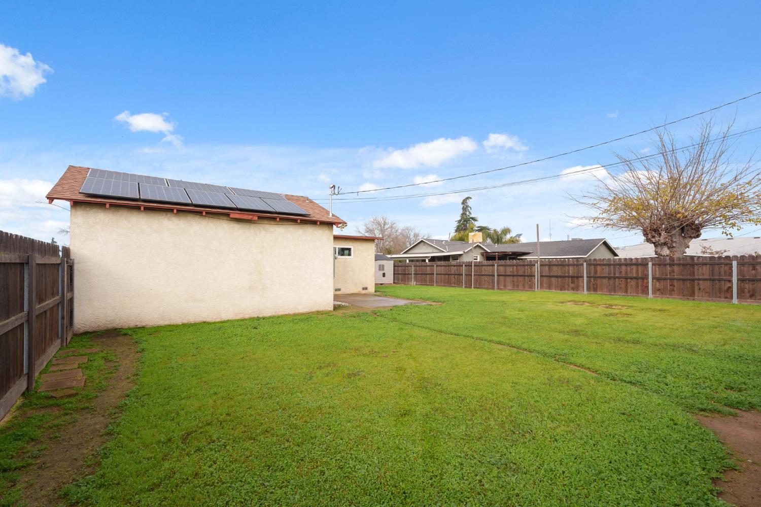 1101 Nebraska Ave, Madera, CA 93638