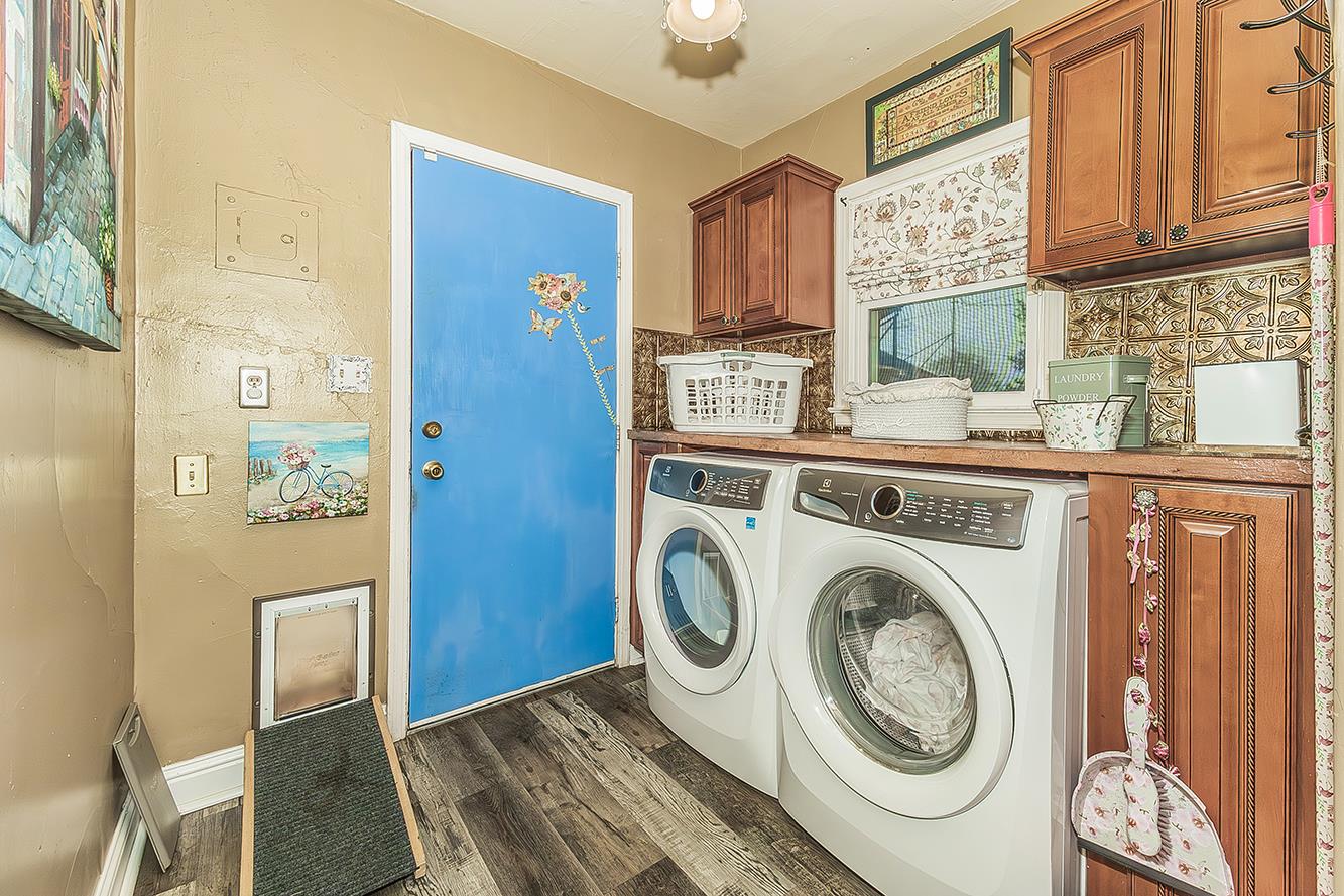 426 E Simpson Ave, Fresno, CA 93704